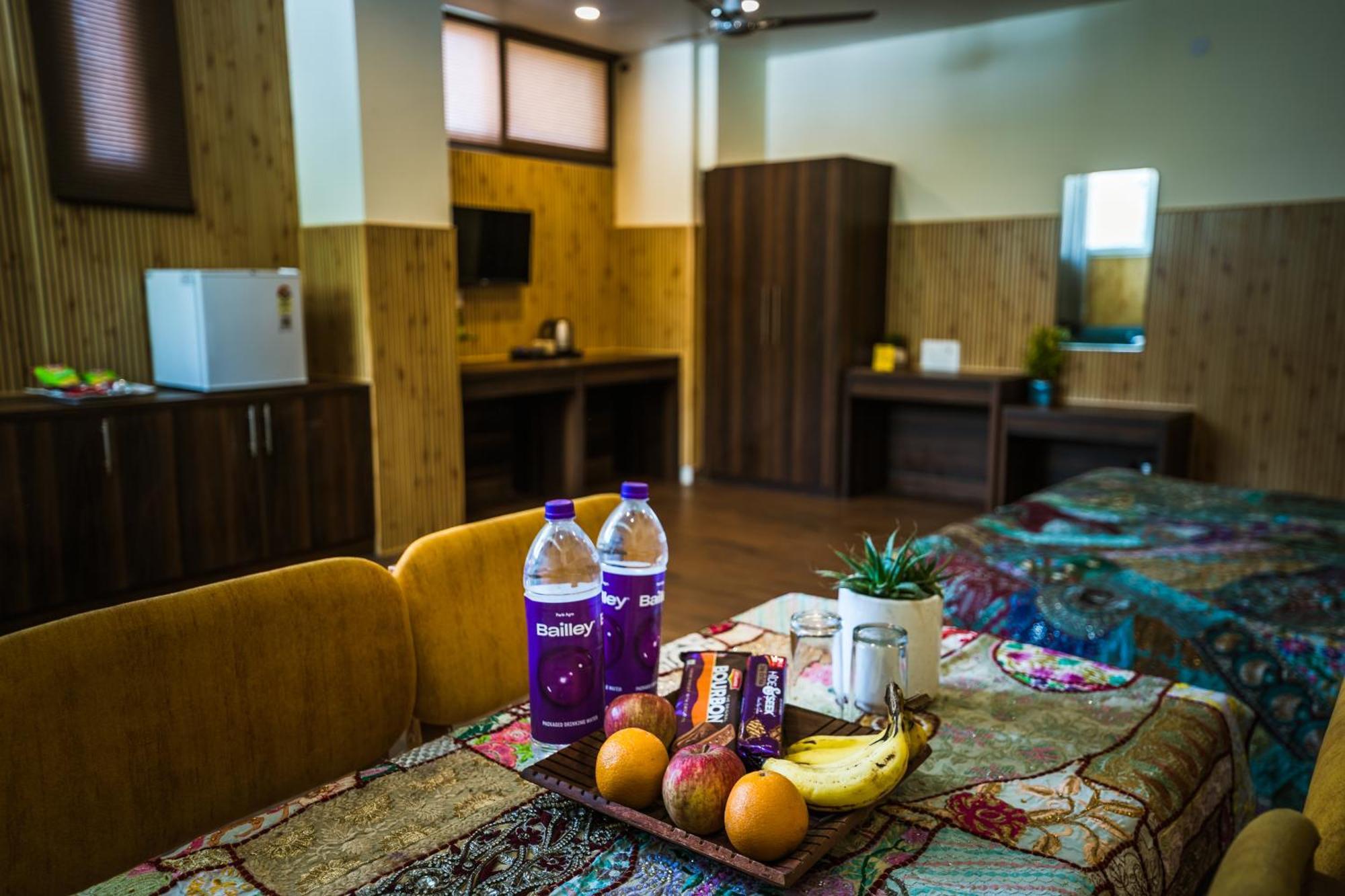 Tripli Hotels Ayushman Retreat Rishikesh Bagian luar foto