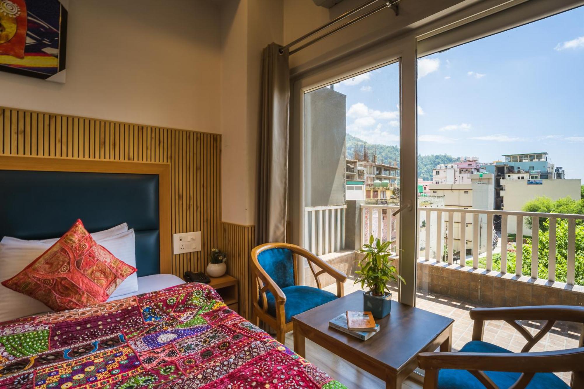 Tripli Hotels Ayushman Retreat Rishikesh Bagian luar foto