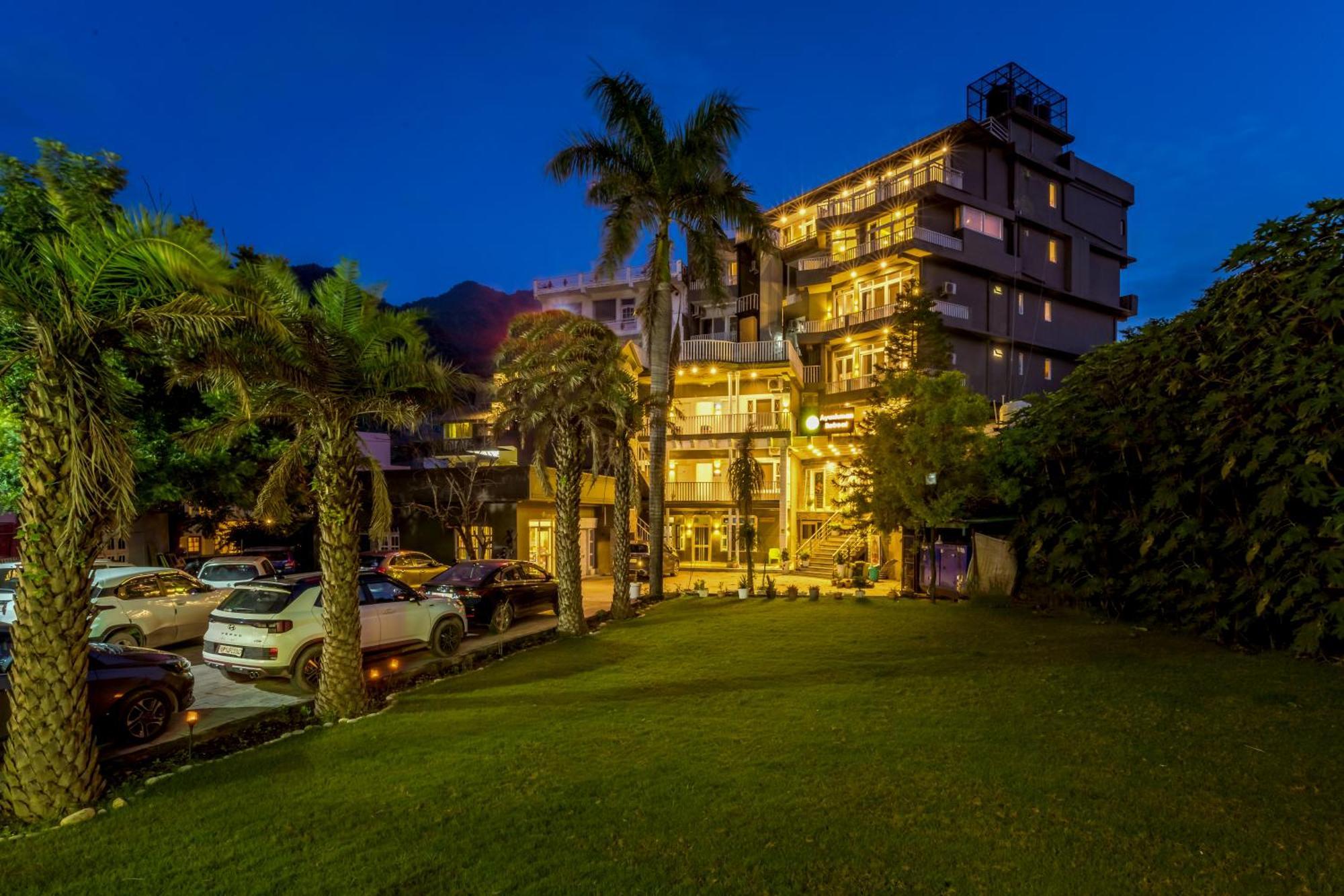 Tripli Hotels Ayushman Retreat Rishikesh Bagian luar foto
