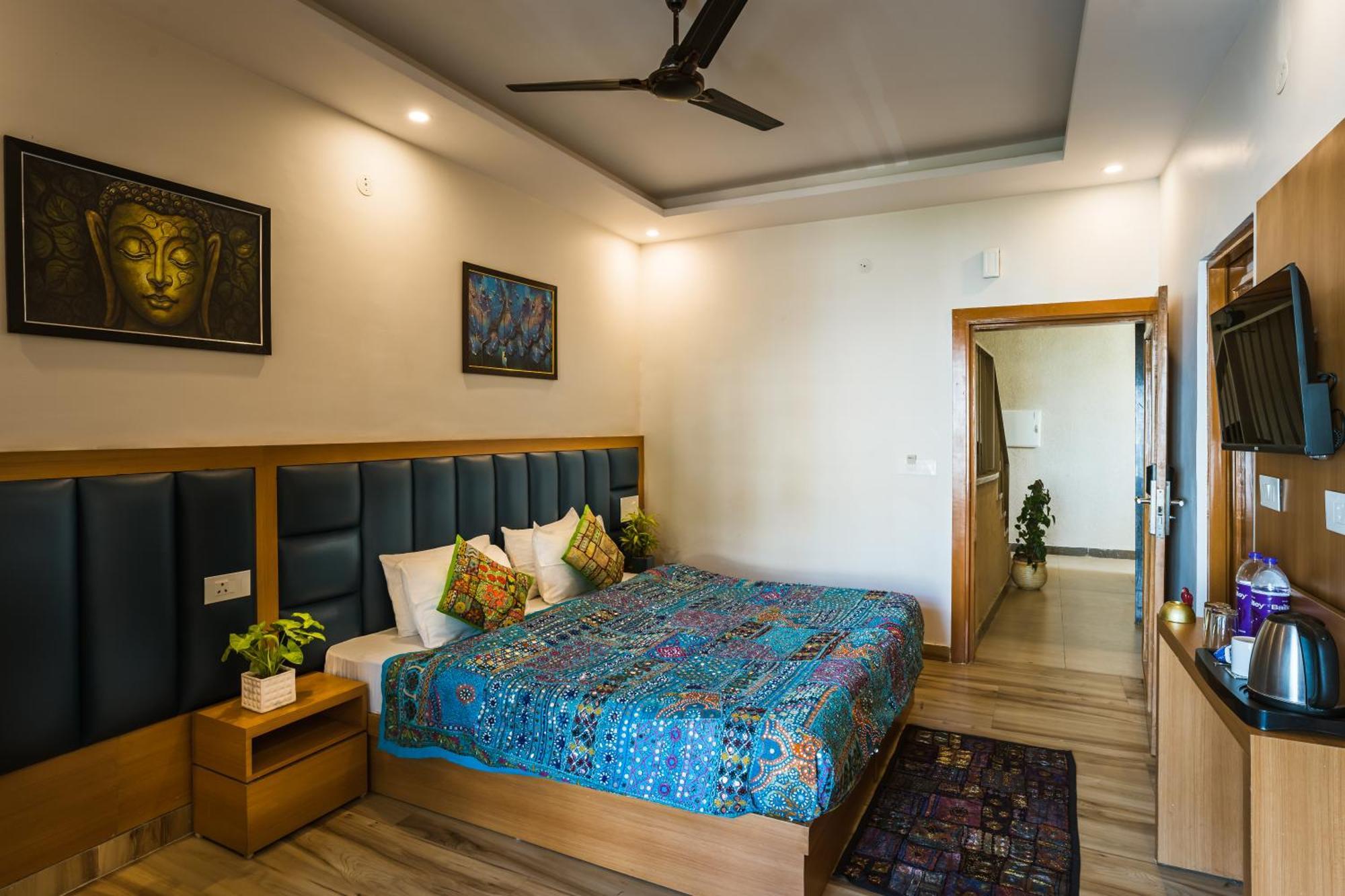 Tripli Hotels Ayushman Retreat Rishikesh Bagian luar foto
